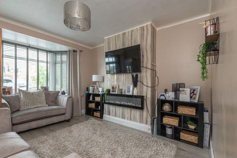 3 bedroom terraced house for sale, Malvern Rise, Huddersfield HD4