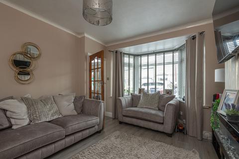 3 bedroom terraced house for sale, Malvern Rise, Huddersfield HD4