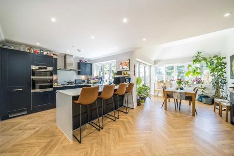 undefined, Pollards Hill South, London SW16