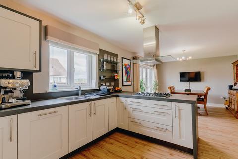 7 Catelbock Close, Kirkliston, EH29 9FF