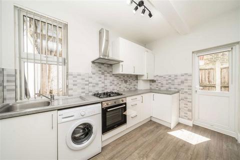 2 bedroom flat for sale, Shakespeare Road, London SE24