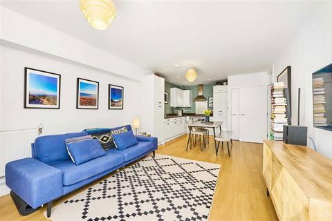 1 bedroom flat for sale, Milkwood Road, London SE24