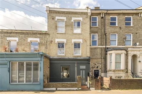 4 bedroom terraced house for sale, Flaxman Road, London SE5