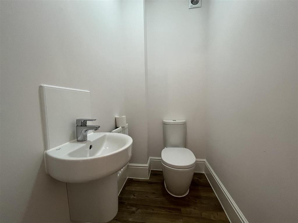Image00027.jpeg