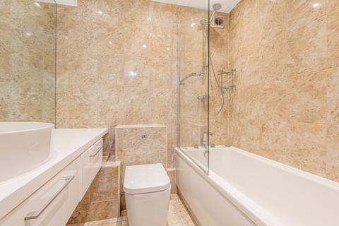 1 bedroom flat to rent, Upper Ground, Waterloo, London, SE1