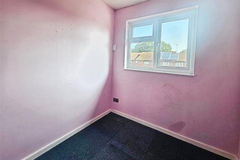 3 bedroom end of terrace house for sale, Guernsey Close, Crawley, West Sussex