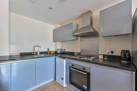 1 bedroom flat for sale, Reed House, Durnsford Road, Earlsfield, London, SW19