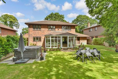 4 bedroom detached house for sale, Lullingstone Close, Hempstead, Gillingham, Kent