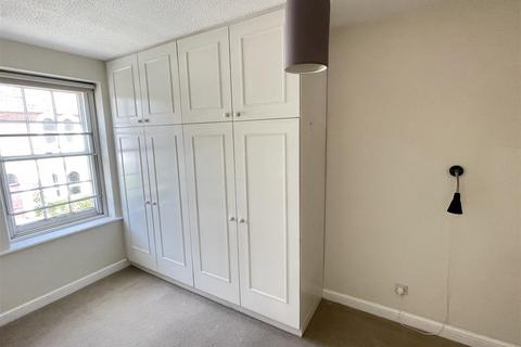 2 bedroom retirement property for sale, St. Ann Place, Salisbury SP1