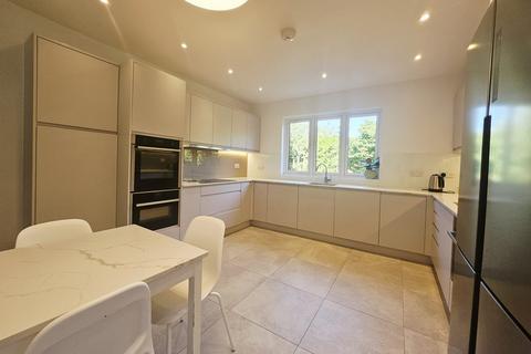 undefined, Green Lane, Edgware, HA8 7QA