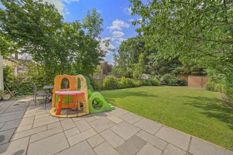 undefined, Hillcrest Avenue, Edgware, HA8