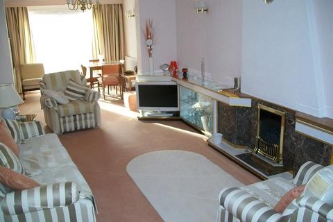 3 bedroom detached house for sale, Dacre Gardens, Chigwell IG7