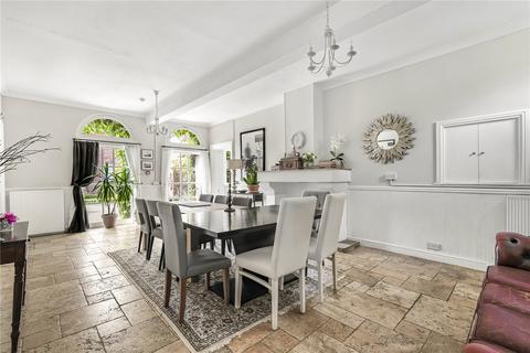 5 bedroom detached house for sale, The Avenue, Flore, Northamptonshire, NN7