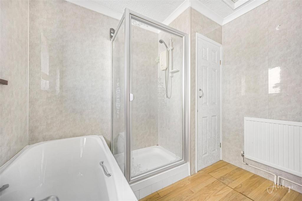 Bathroom/w.c.