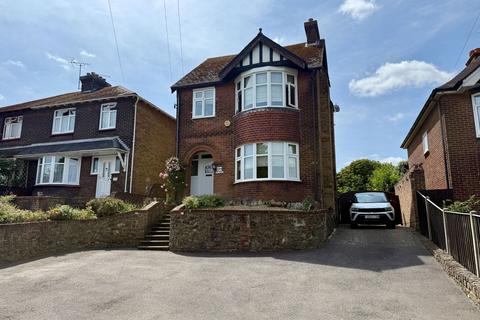 4 bedroom detached house for sale, London Road, Sittingbourne ME10