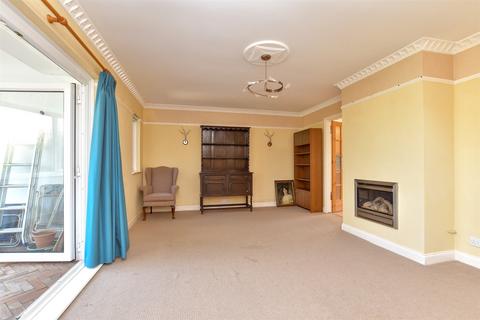 2 bedroom bungalow for sale, Stone Lane, Worthing, West Sussex