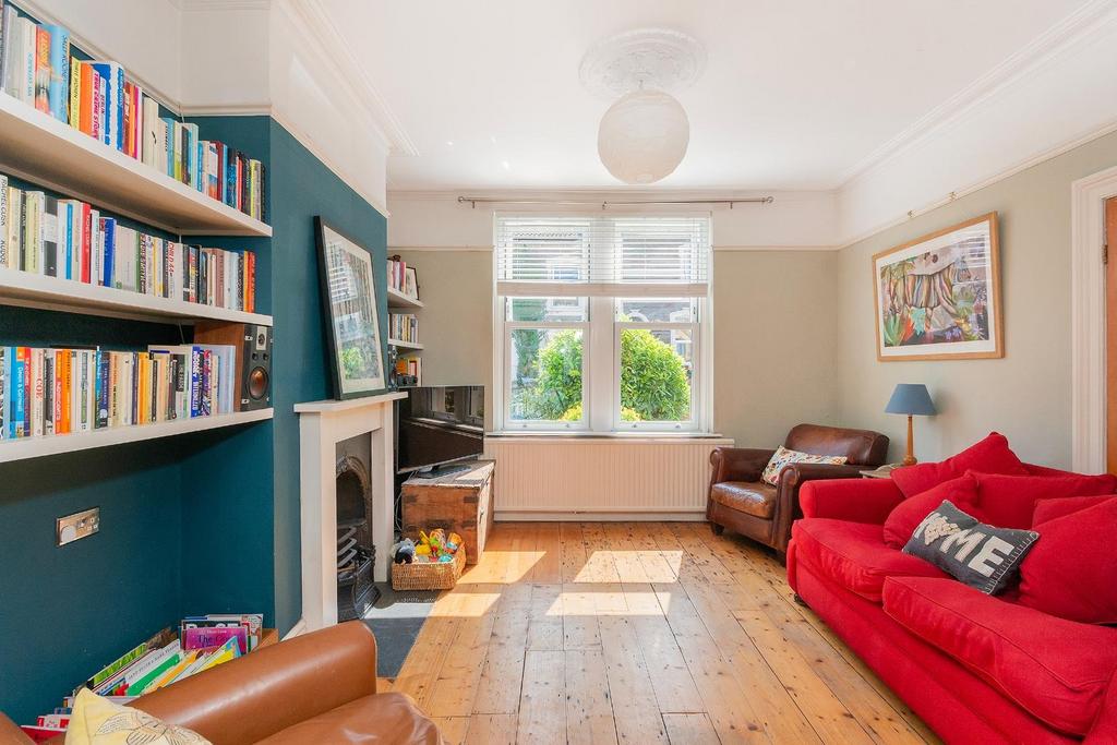2 O1 RSG - Living Room D.jpg