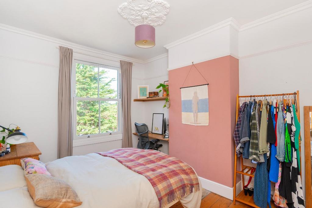 2 O1 RSG - Bedroom G.jpg