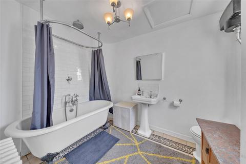 2, Kiels Cottages Back Lane, London, NW3 1HN