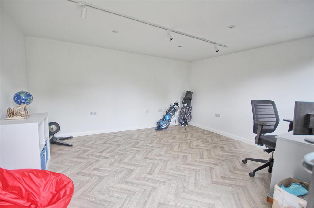 Studio/home office