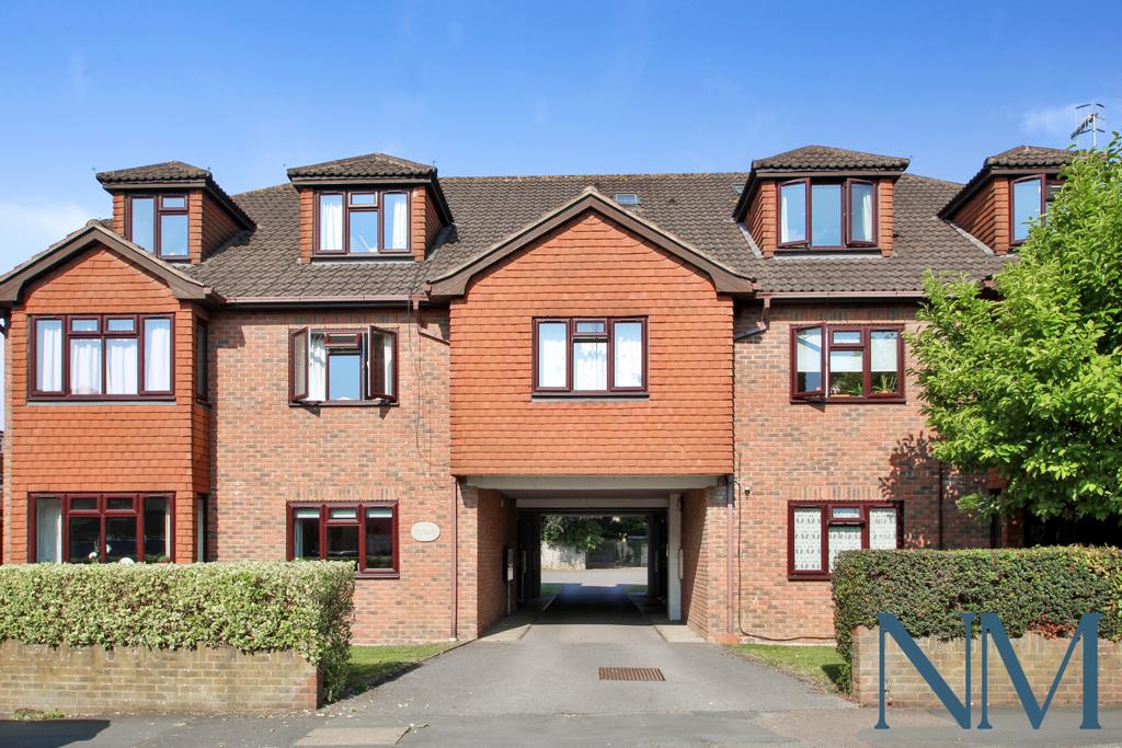 1-Bedroom Flat for Sale   Merstham   New Move UK