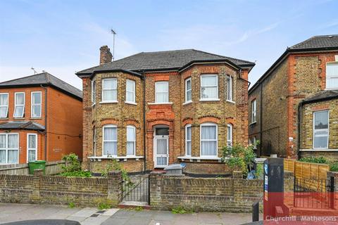 3 bedroom maisonette for sale, St. Albans Road, London, NW10 8