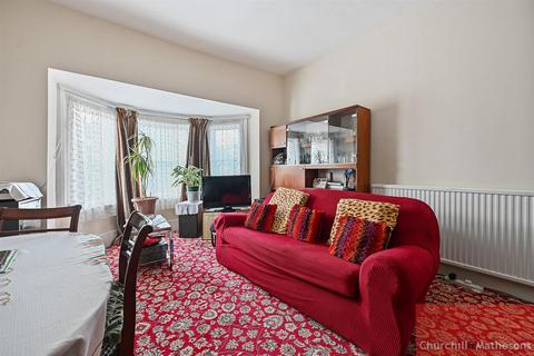 3 bedroom maisonette for sale, St. Albans Road, London, NW10 8