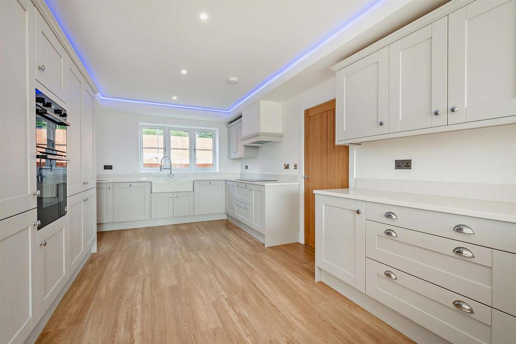 8651678-interior20-800.jpg