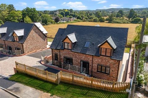 undefined, 2, Wells Cottage, Wootton Wawen, B95