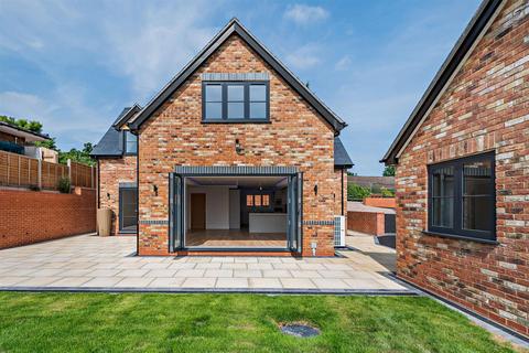 undefined, 2, Wells Cottage, Wootton Wawen, B95