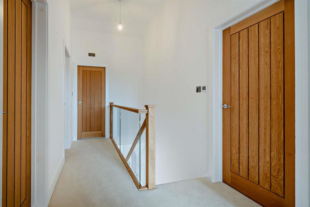 8651678-interior46-800.jpg
