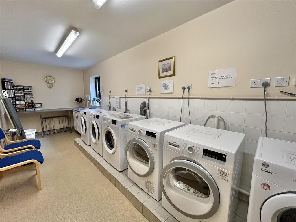 Main Reception, Residents Lounge/Kitchen & Laundry