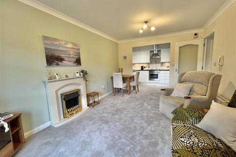 2 bedroom apartment for sale, Newshaw Lane, Hadfield, Glossop