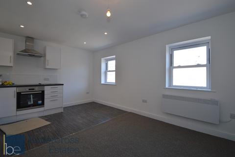 2 bedroom flat to rent, Albert Street, Newark