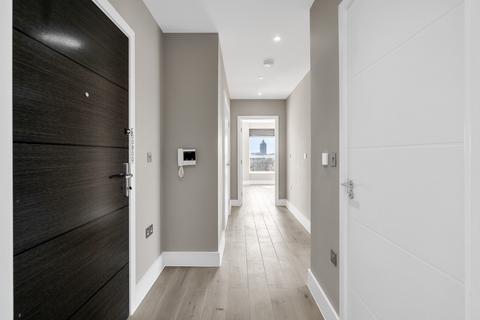 2 bedroom apartment for sale, Penthouse Apt 1023 Hyde Apartments, Battersea, SW11