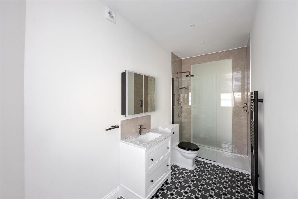 Ensuite