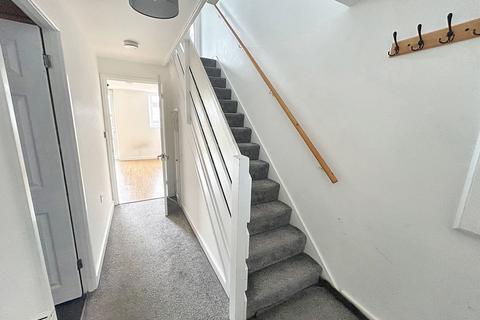 16 Myrtle Road, Romford, RM3 8XS