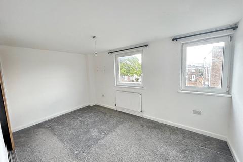 16 Myrtle Road, Romford, RM3 8XS