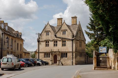 undefined, Queens Square, Winchcombe, Cheltenham, Gloucestershire, GL54