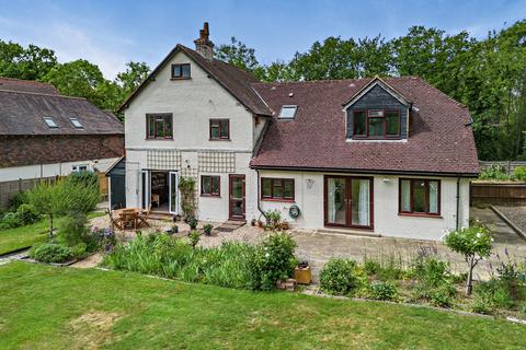 5 bedroom detached house for sale, London Road, Hildenborough, Tonbridge, Kent