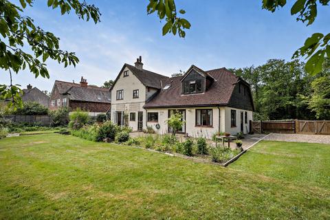 5 bedroom detached house for sale, London Road, Hildenborough, Tonbridge, Kent