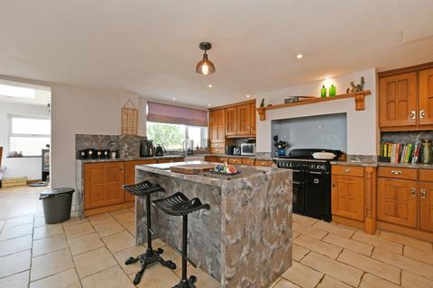 4 bedroom semi-detached house for sale, Hallowes Drive, Dronfield, Derbyshire, S18