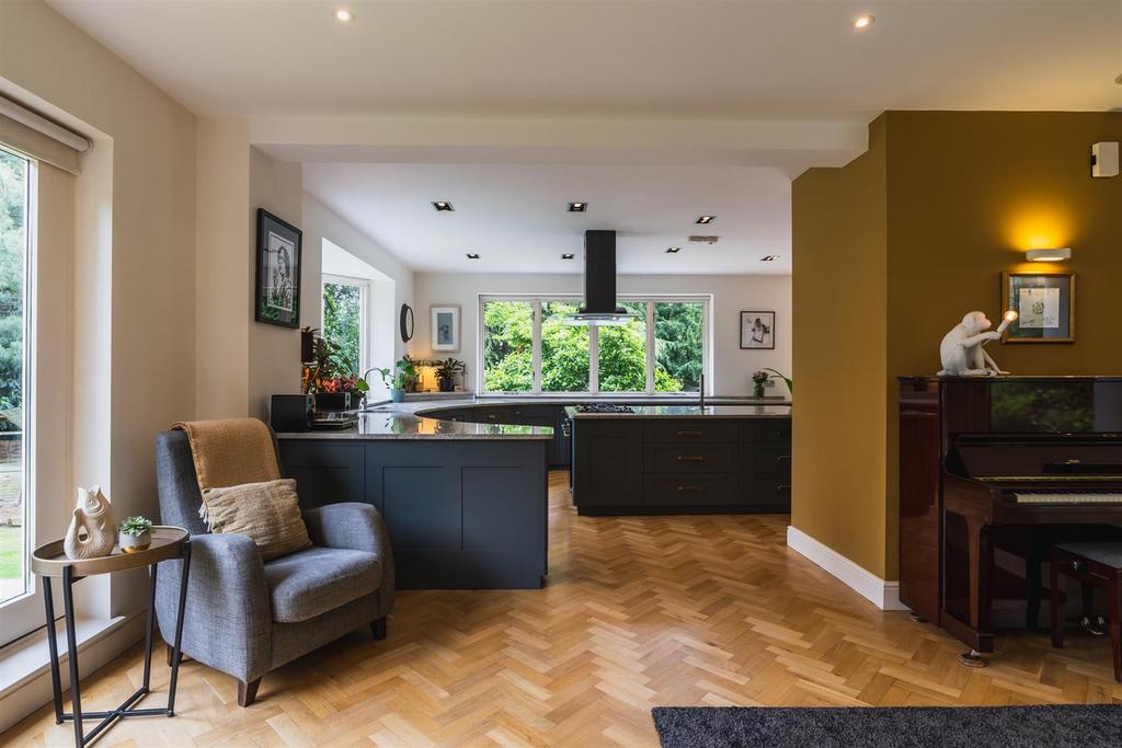 Living Kitchen