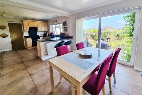 20 Crofts Path, Hemel Hempstead, HP3 8HB