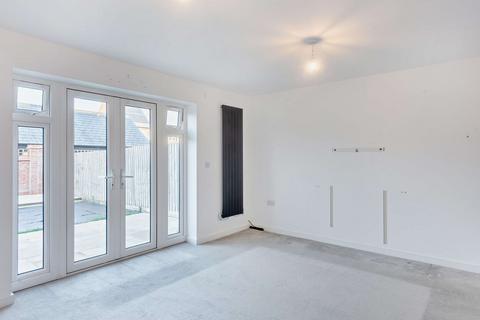 4 bedroom semi-detached house for sale, Whitelands Way, Bicester OX26