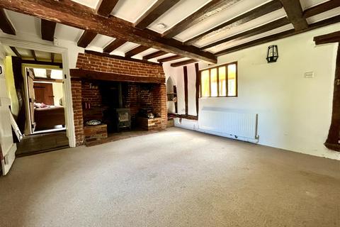 3 bedroom detached house for sale, Bunwell Street, Bunwell