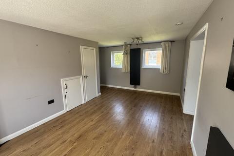 2 bedroom duplex to rent, Lorne Road, Prenton,