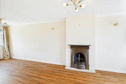 3 bedroom semi-detached house for sale, Bexhill Close, Pontefract
