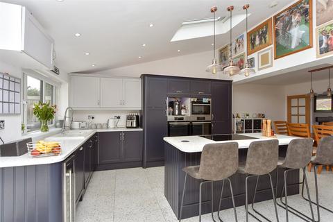 Motney Hill Road, Rainham, Gillingham, Kent