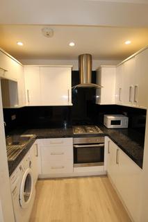 1 bedroom in a house share to rent, New Kent Road, Elephant Castles, SE1